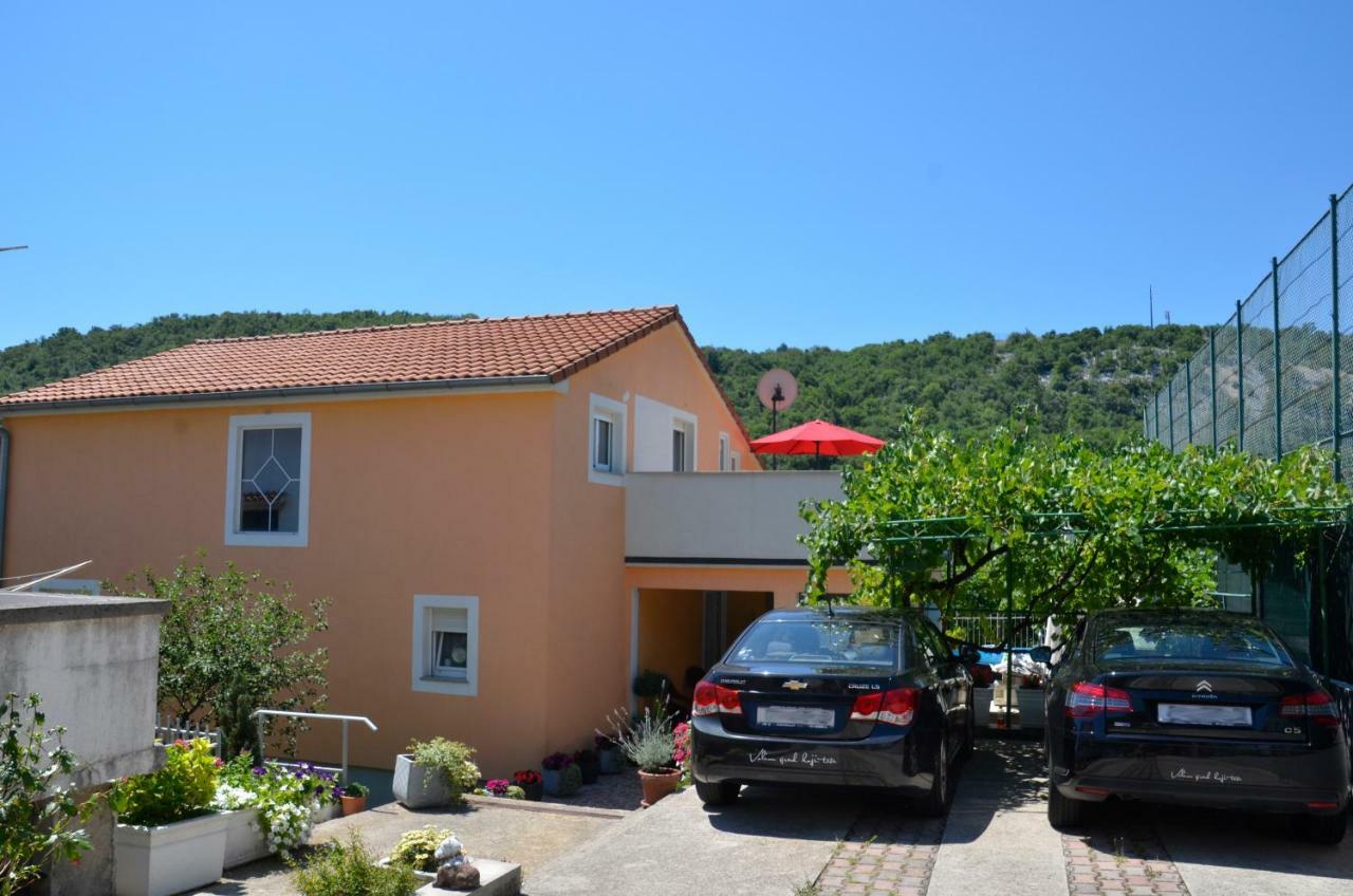 Apartments Lilly - Studio Rijeka Buitenkant foto